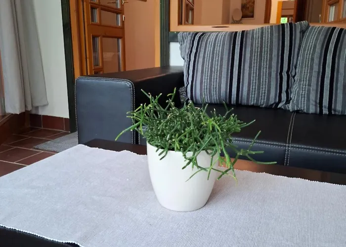 Agyagos Vendeghaz * Eger